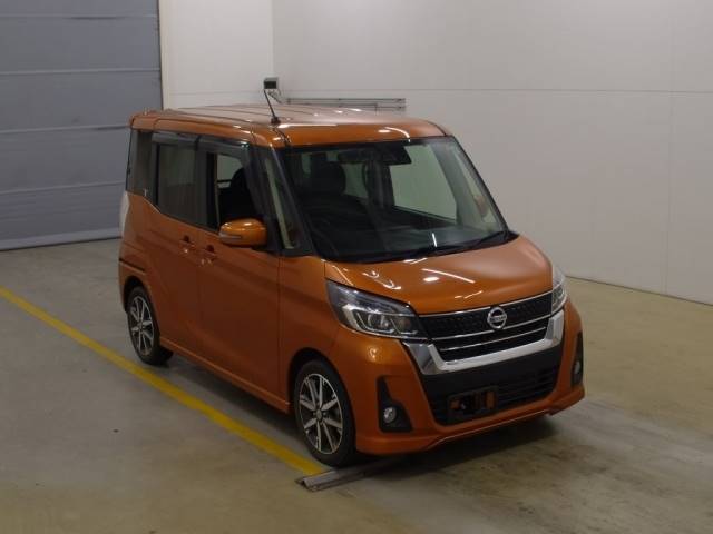 3084 NISSAN DAYZ ROOX B21A 2018 г. (NAA Tokyo)